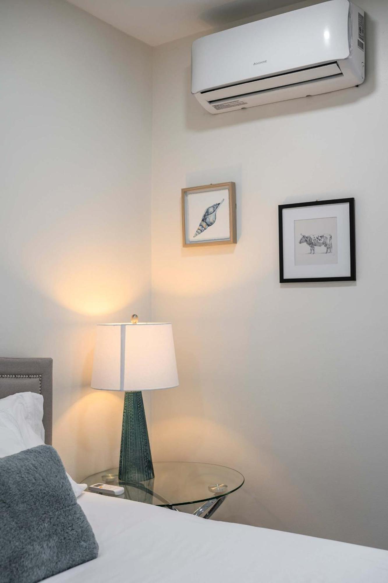 New Renovated 2B2B Apt Self Checkin Free Parking 1 Pasadena Eksteriør bilde